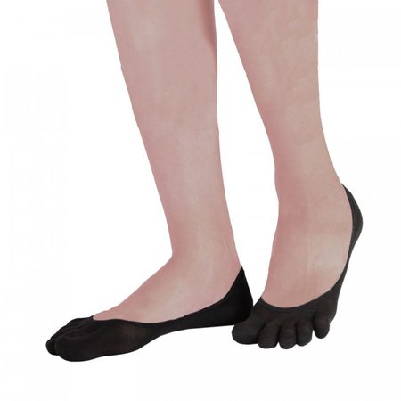 TOE ESSENTIAL Black