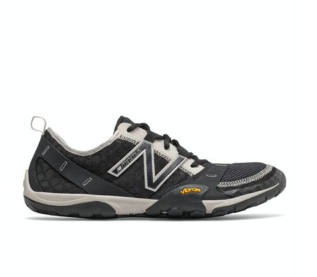 NEW BALANCE MINIMUS 10v1 TRAIL Black White