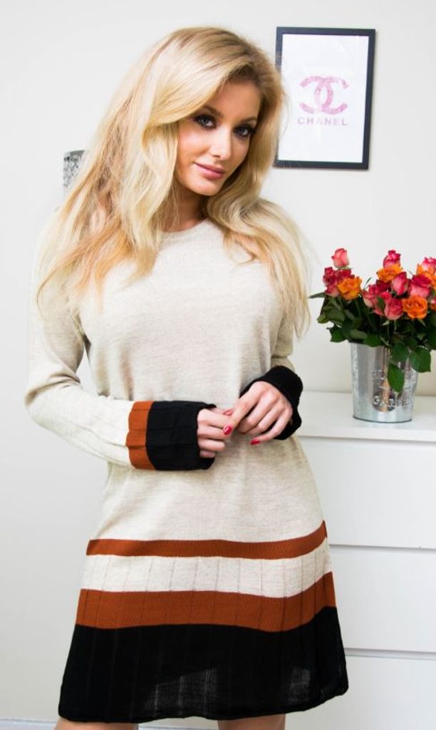 Jedinečné pletené šaty - beige - UNI (S-L)