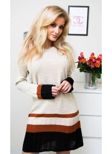 stylové pletené šaty