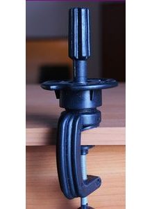 Stojan na česací hlavy