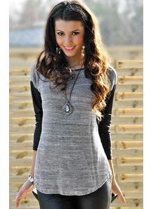 Luxusní dámský svetr s rukávy z eko kůže - Grey