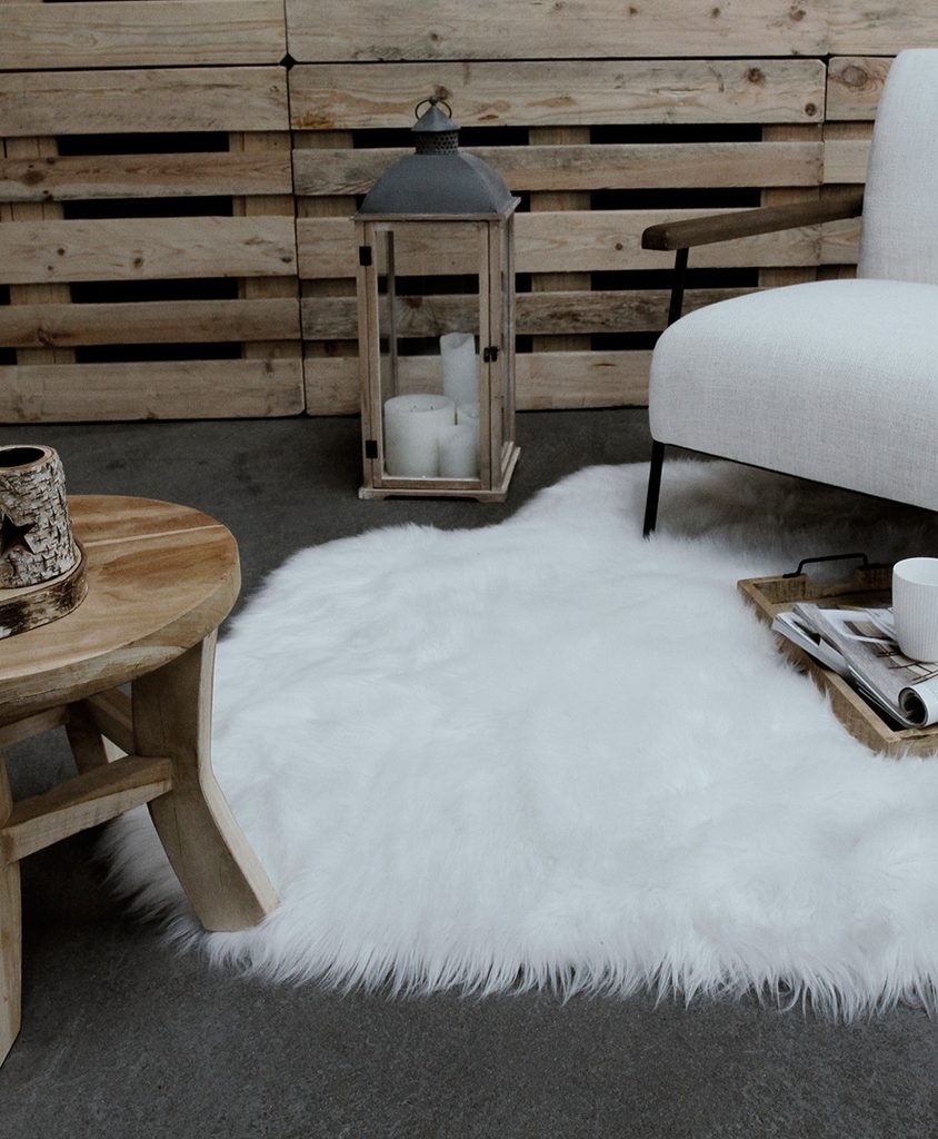 I-LIVING.cz - TODAY WINTER SPIRIT koberec kožešina XXL 120x180 cm bílá -  TODAY - Koberce a rohožky - Bytový textil - zdravý spánek & bydlení