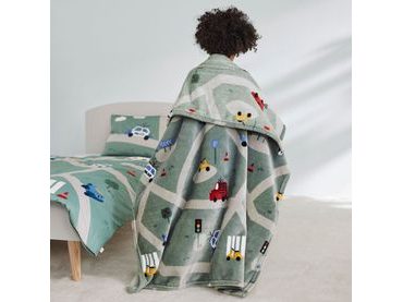 s.Oliver Junior deka Street 100x150cm