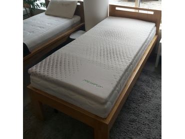 Anatomický polštář DREAMPUR® z latexové pěny Grey dots perforovaný 40x60cm