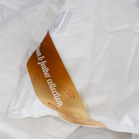 Klasická péřová přikrývka Down & feather - výstavní kus