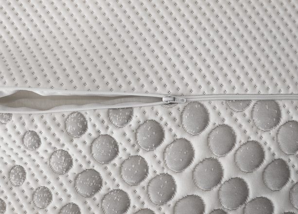 Anatomický polštář DREAMPUR® z latexové pěny Grey dots profilovaný