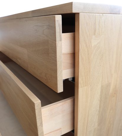 Komoda z masivu Tversted dub cink - výstavní kus