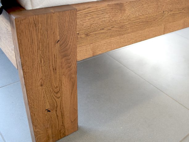 Dubová postel Mono Klasik 4 cm masiv rustik