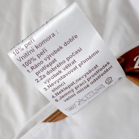 Péřový polštář Down & feather collection - tříkomorový