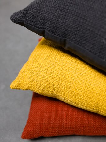 TODAY Desert Chic dekorační polštářek 40x40 cm Teracotta - červená