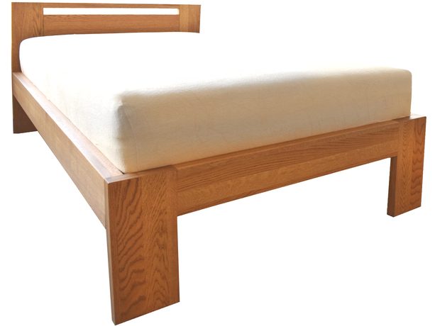 Dubová postel Mono Klasik 4 cm masiv průběžný