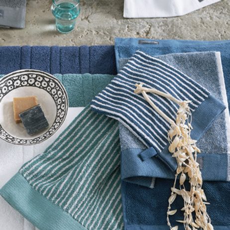 Vandyck Ručník Home Petit Ligne Vintage blue - modrá