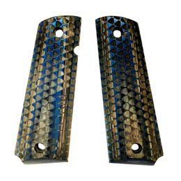 FORM 1911 grips, blue and black laminate, Form triangle grip texturing