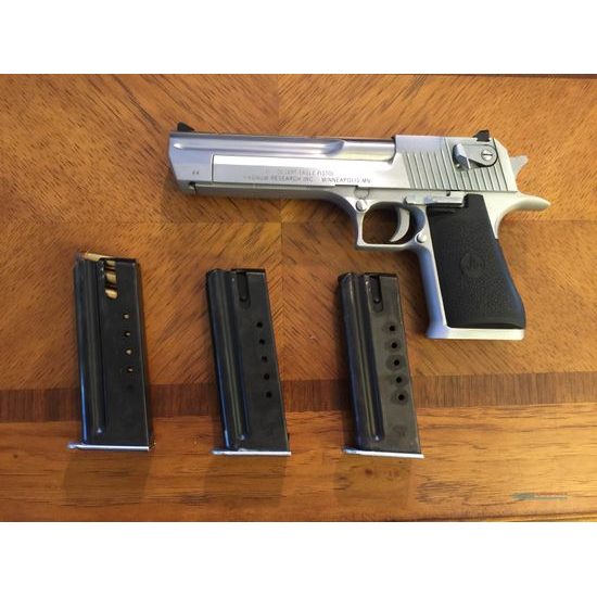 Magnum Research Desert Eagle XIX 6" Polished Chrom .44 Magnum