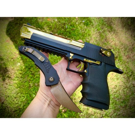 Magnum Research Desert Eagle XIX 6" Black and Gold .44 Magnum