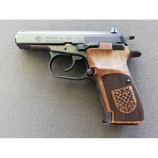 KSD CZ 82/83 gungrips walnut "Morava" diamond