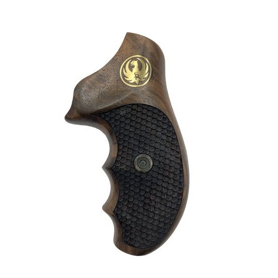 KSD Ruger SP101 gungrips walnut with bronze logo 3