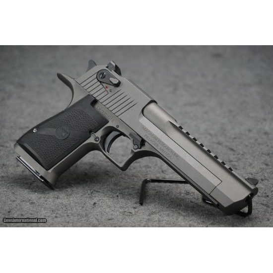 Magnum Research Desert Eagle XIX 6" Tungsten Cerakote .50AE