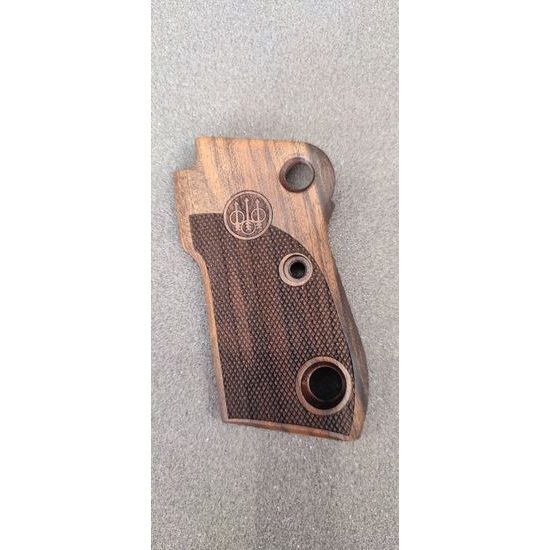 KSD Beretta 1951 walnut with logo gungrips