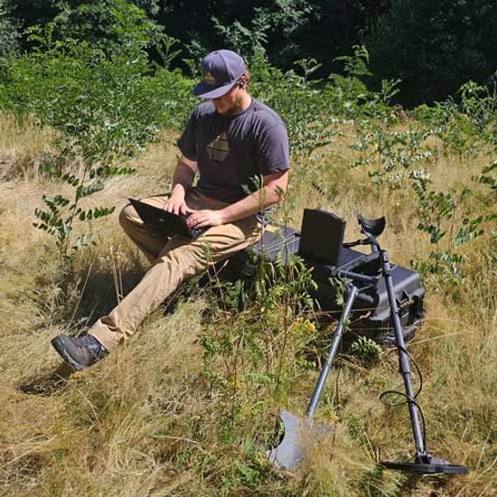 3D detektor kovů OKM eXp 7000 Professional Plus