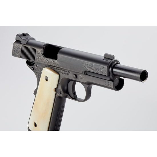 NIGHTHAWK CUSTOM VIP Black