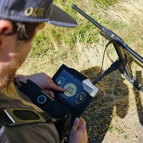 3D detektor kovů OKM eXp 7000 Professional Plus