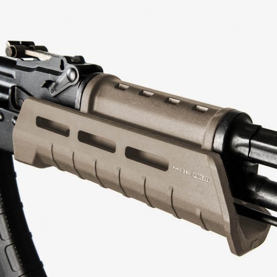 Magpul krátké předpažbí s oček pro popruh AK 47/74 pro MOE M-LOK FDE