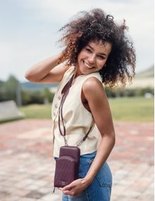 Lilian Crossbody Wallet