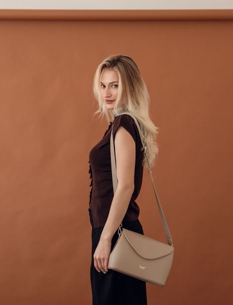 Byrsa Grace Taupe