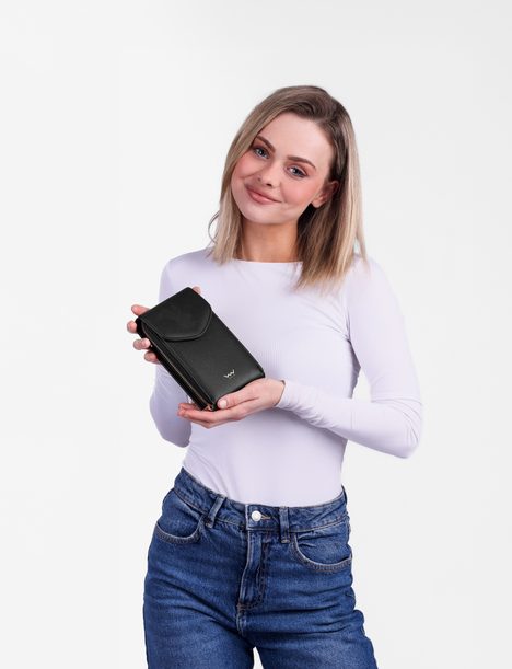 Chanthal Black