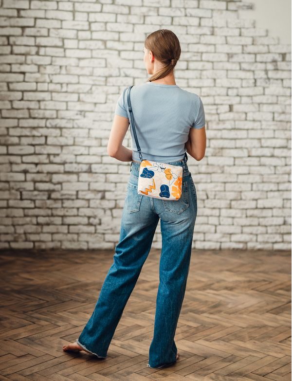 Nuria Flowers Line Apricot