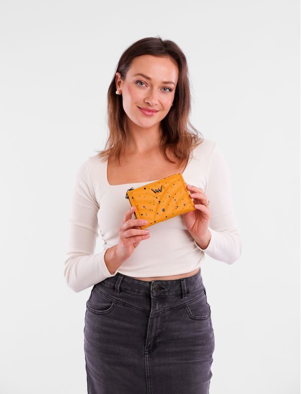 Faustina Yellow