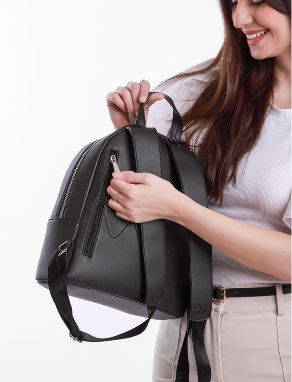 Arlen Chrysalis Black