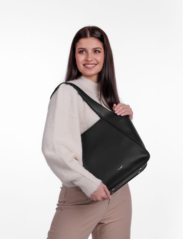 Calyste Middle Black