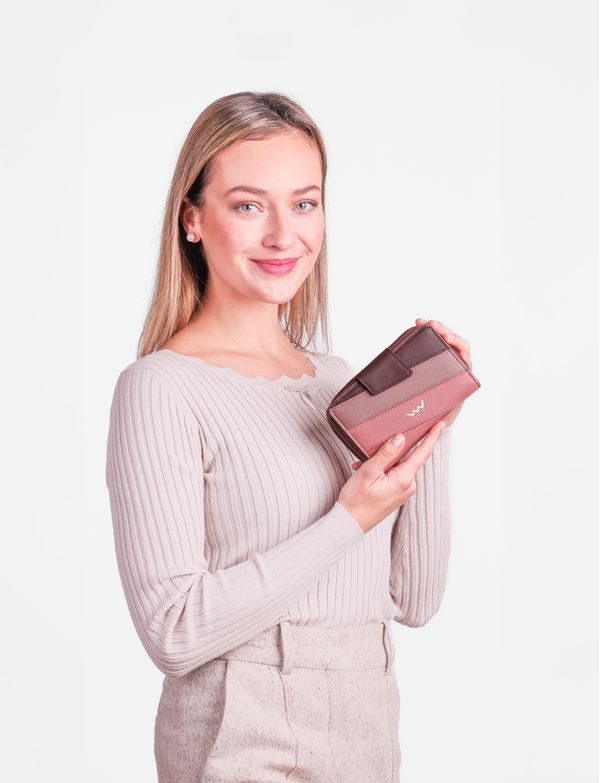 Talli Tammy Aslant Wine