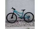 Dětské kolo Core Nipper 24" , jednopřevodník, hydraulické brzdy MT-200, chromovaný modrý, 2026