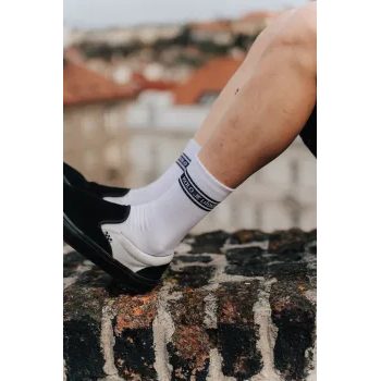 Dlouhé ponožky bavlněné Kolo je Láska Pásovky, černá