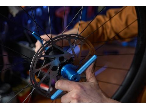 Brzdy Shimano, SRAM nebo Magura? Porovnání a tipy