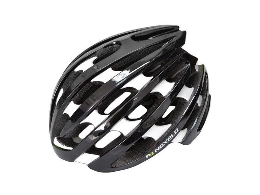 Helma NEXELO PRO ČERNO-BÍLÁ