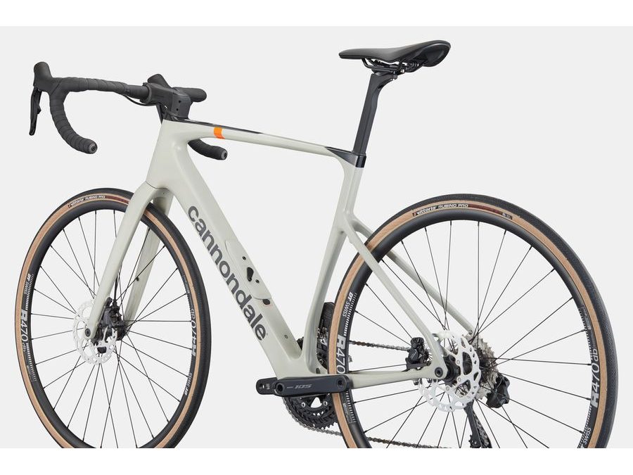 Silniční kolo CANNONDALE SYNAPSE CARBON 4