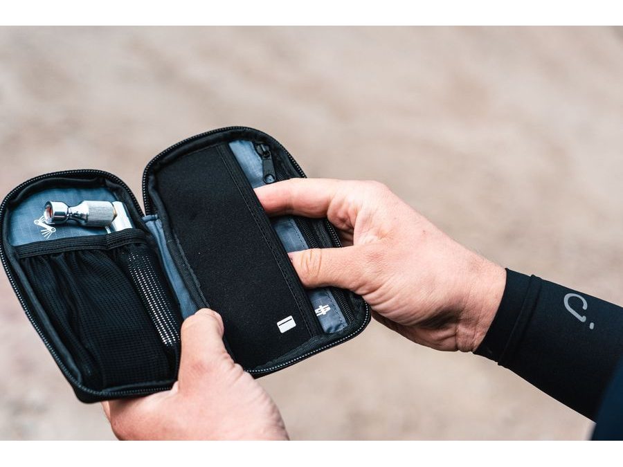 Hustilka + Bombička LEZYNE TRIGGER DRIVE CO2 WITH 16G CARTRIDGE SILVER GLOSS