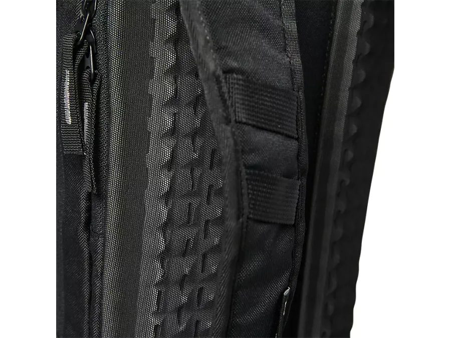 Batoh FOX Utility 12 Liter Hydration Pack, black