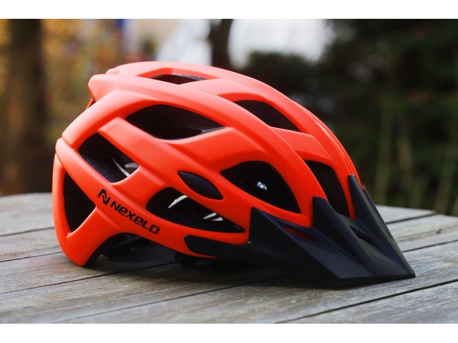 Helma NEXELO CITY, ORANŽOVO-ČERNÁ MATNÁ