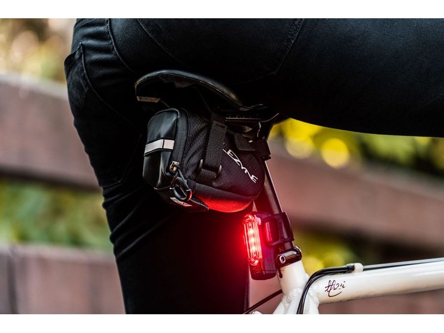 Brašna pod sedlo LEZYNE BAG M-CADDY BLACK / BLACK