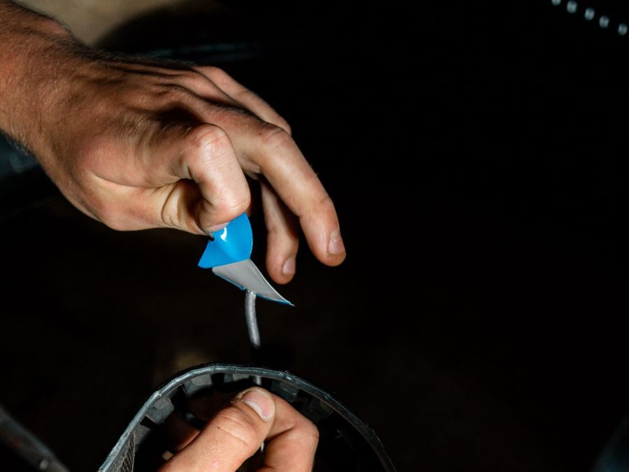 Sada pro opravu bezdušových plášťů LEZYNE TUBELESS PRO PLUGS BLACK