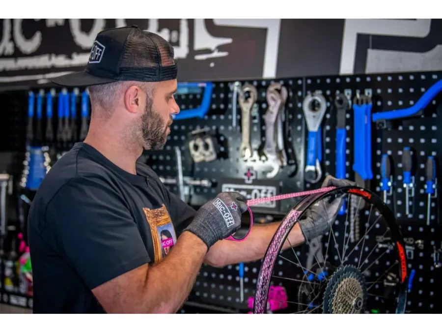 Těsnící páska na ráfky MUC-OFF TUBELESS RIM TAPE 10 m