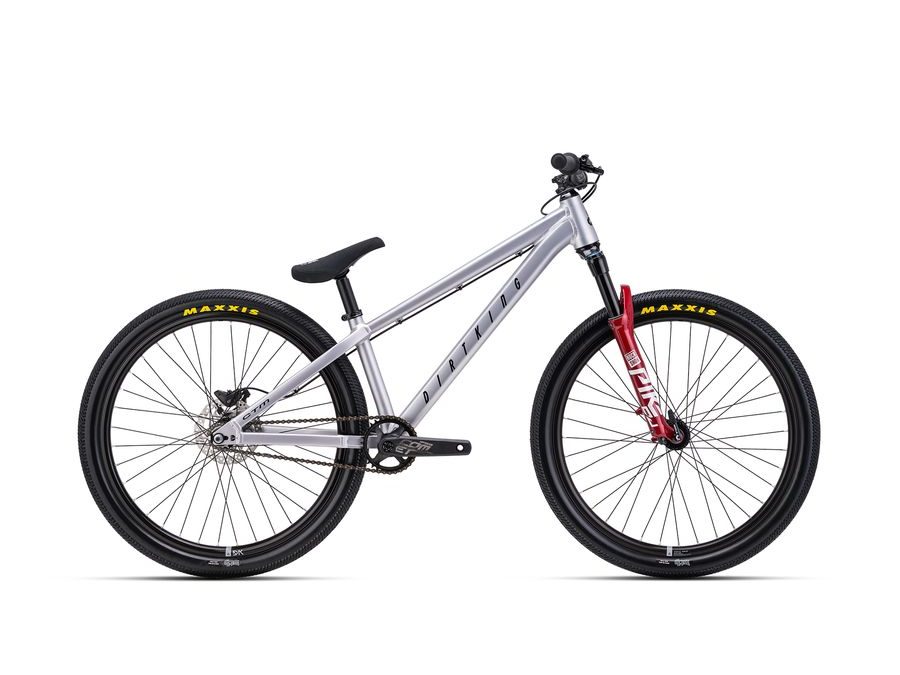 Dirtové kolo CTM DIRTKING Pro 26" - matná stříbrná 2026