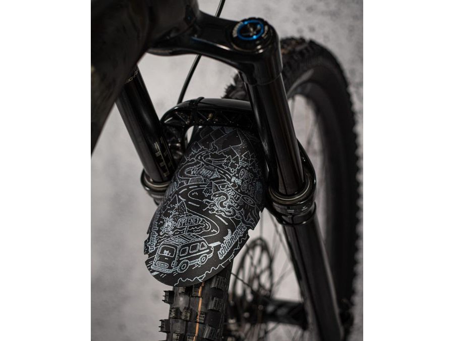 Blatník Riesel Schlamm:PE vanlife