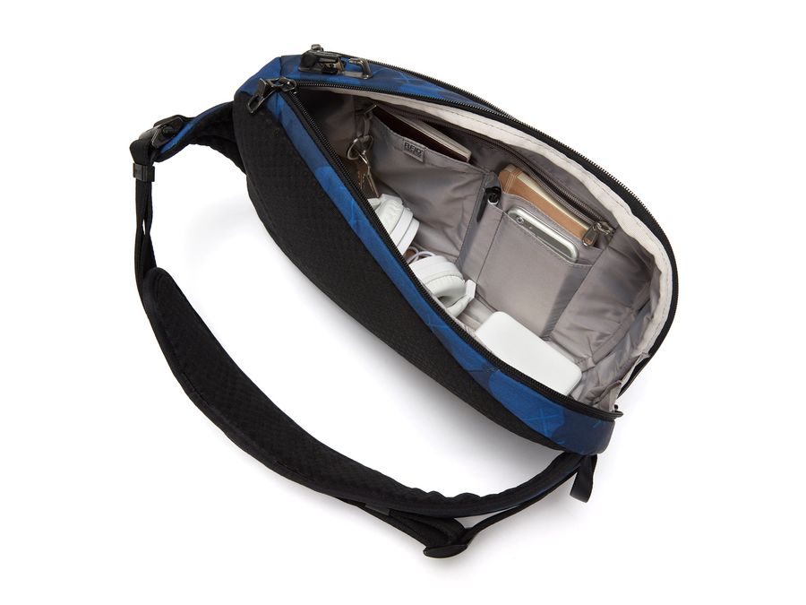 Ledvinka PACSAFE VIBE 325 SLING PACK jet black